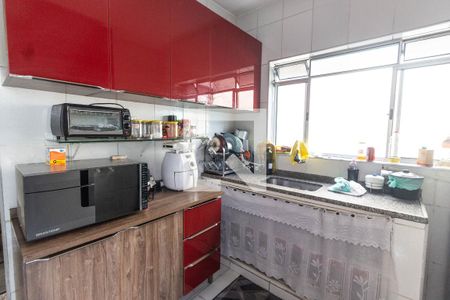 Casa à venda com 150m², 3 quartos e 2 vagas Casa à venda com 150m², 3 quartos e 2 vagasCozinha