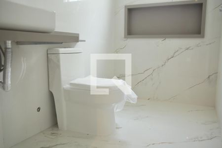 Casa à venda com 253m², 3 quartos e 4 vagasBanheiro da Suíte 3