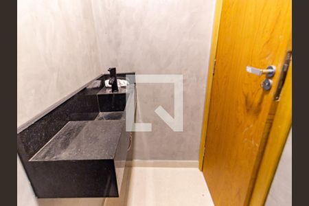 Casa à venda com 135m², 3 quartos e 3 vagasLavabo 1