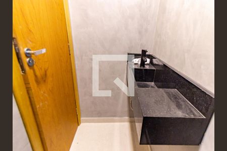 Casa à venda com 135m², 3 quartos e 3 vagasLavabo 2