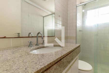 Apartamento para alugar com 57m², 1 quarto e 2 vagasBanheiro da Suíte