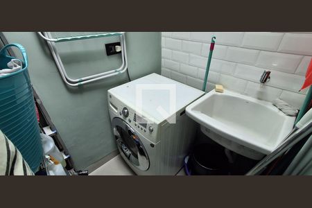 Casa à venda com 180m², 3 quartos e 3 vagasÁrea de serviço