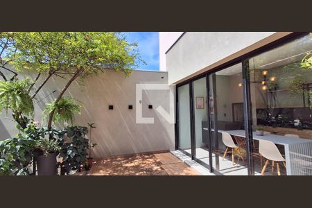 Casa à venda com 180m², 3 quartos e 3 vagasQuintal - Jardim