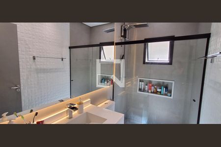 Casa à venda com 180m², 3 quartos e 3 vagasBanheiro da Suíte