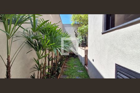 Casa à venda com 180m², 3 quartos e 3 vagasQuintal - Jardim