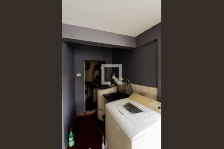 Casa à venda com 153m², 3 quartos e 4 vagasÁrea de Serviço