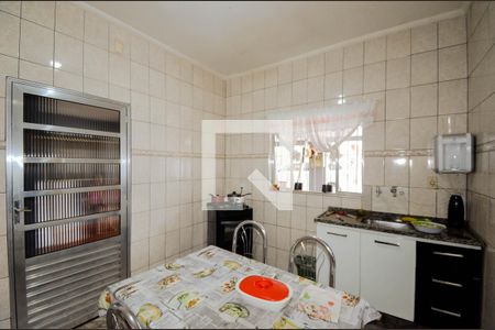 Casa à venda com 153m², 3 quartos e 4 vagasCozinha