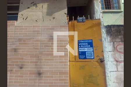 Casa à venda com 50m², 1 quarto e sem vagaFachada da Casa e Placa