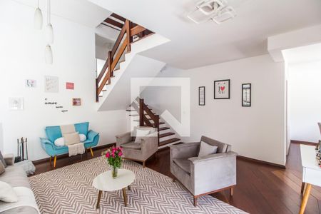 Sala de casa de condomínio à venda com 4 quartos, 300m² em Alphaville, Santana de Parnaíba