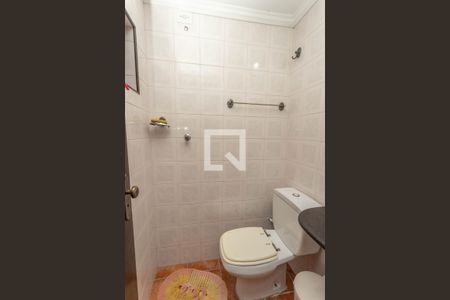 Casa à venda com 249m², 4 quartos e 3 vagas Casa à venda com 249m², 4 quartos e 3 vagasBanheiro de serviço