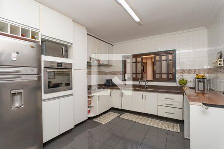 Casa à venda com 249m², 4 quartos e 3 vagas Casa à venda com 249m², 4 quartos e 3 vagasCozinha