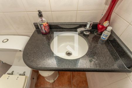 Casa à venda com 249m², 4 quartos e 3 vagas Casa à venda com 249m², 4 quartos e 3 vagasBanheiro de serviço