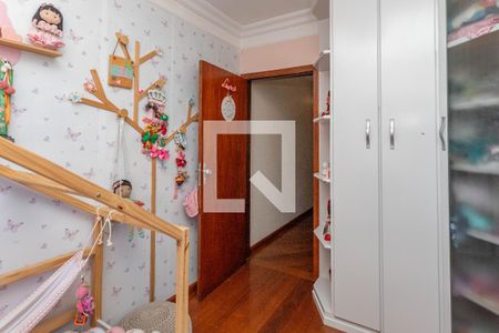 Casa à venda com 249m², 4 quartos e 3 vagas Casa à venda com 249m², 4 quartos e 3 vagasQuarto 4