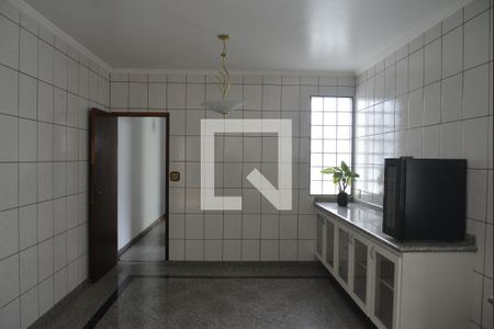 Casa à venda com 230m², 3 quartos e 3 vagasCozinha