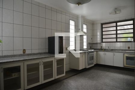 Casa à venda com 230m², 3 quartos e 3 vagasCozinha