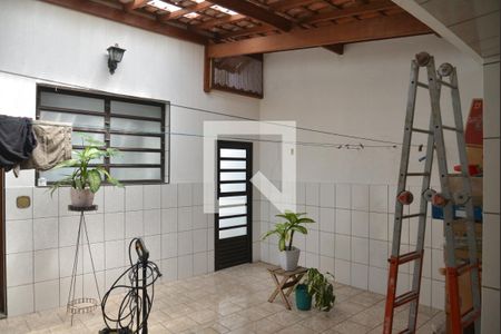 Casa à venda com 230m², 3 quartos e 3 vagasÁrea de Serviço