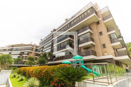 Apartamento à venda com 135m², 3 quartos e 2 vagasFachada