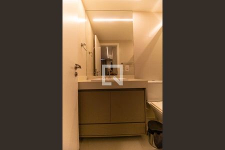 Apartamento à venda com 135m², 3 quartos e 2 vagasBanheiro da Suíte