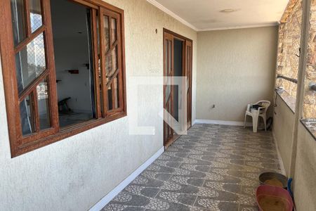 Casa à venda com 1100m², 8 quartos e 3 vagas Casa à venda com 1100m², 8 quartos e 3 vagasÁrea Externa