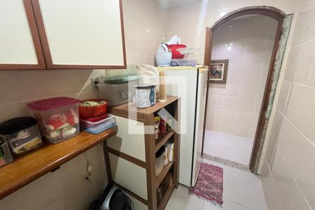 Casa à venda com 1100m², 8 quartos e 3 vagas Casa à venda com 1100m², 8 quartos e 3 vagasDespensa