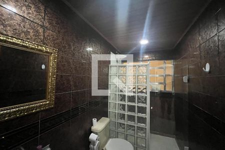 Casa à venda com 1100m², 8 quartos e 3 vagas Casa à venda com 1100m², 8 quartos e 3 vagasBanheiro