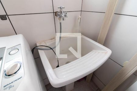 Área de Serviço de apartamento para alugar com 2 quartos, 62m² em Jardim Sonia, São Paulo