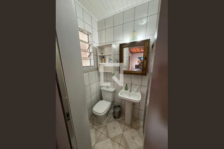 Casa à venda com 160m², 3 quartos e 1 vaga Casa à venda com 160m², 3 quartos e 1 vagaBanheiro