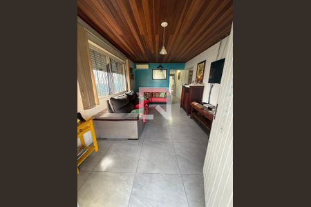 Sala de casa à venda com 3 quartos, 160m² em Jardim Itu, Porto Alegre