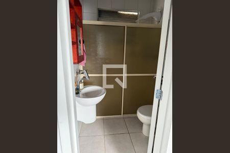 Lavabo de casa à venda com 3 quartos, 160m² em Jardim Itu, Porto Alegre