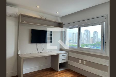 Apartamento à venda com 242m², 4 quartos e 3 vagas Apartamento à venda com 242m², 4 quartos e 3 vagasSuíte 1