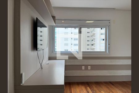 Apartamento à venda com 242m², 4 quartos e 3 vagas Apartamento à venda com 242m², 4 quartos e 3 vagasSuíte 1