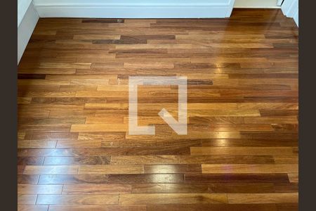 Apartamento à venda com 242m², 4 quartos e 3 vagas Apartamento à venda com 242m², 4 quartos e 3 vagasSuíte 1