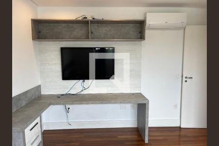 Apartamento à venda com 242m², 4 quartos e 3 vagas Apartamento à venda com 242m², 4 quartos e 3 vagasQuarto 2