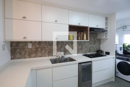 Casa de condomínio à venda com 158m², 3 quartos e 2 vagasCozinha e Área de Serviço