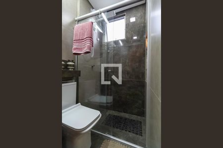 Apartamento à venda com 67m², 3 quartos e 2 vagasBanheiro da suíte 