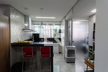 Apartamento à venda com 67m², 3 quartos e 2 vagasCozinha