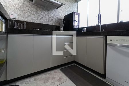 Apartamento à venda com 67m², 3 quartos e 2 vagasCozinha