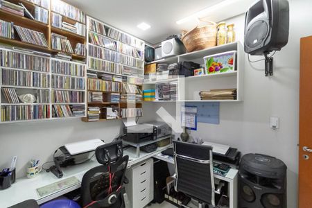 Apartamento à venda com 67m², 3 quartos e 2 vagasQuarto 2