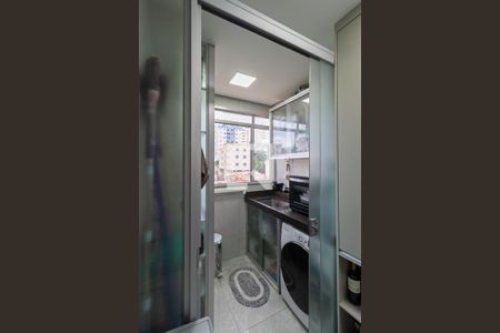 Apartamento à venda com 67m², 3 quartos e 2 vagasÁrea de serviço 