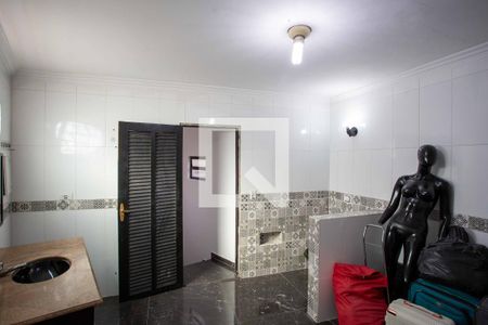 Casa à venda com 346m², 3 quartos e 2 vagasBanheiro da Suíte