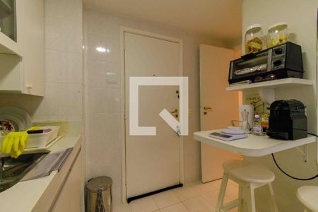 Apartamento à venda com 86m², 3 quartos e 2 vagasCozinha