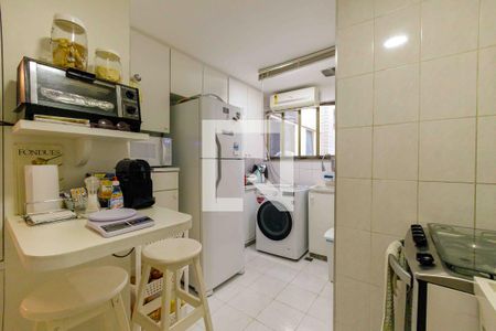Apartamento à venda com 86m², 3 quartos e 2 vagasCozinha