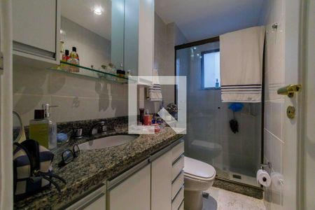Apartamento à venda com 86m², 3 quartos e 2 vagasBanheiro da Suíte