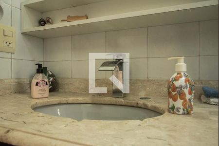 Apartamento à venda com 102m², 3 quartos e 2 vagasBanheiro da Suíte