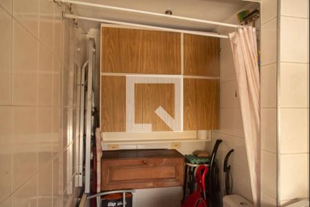 Apartamento à venda com 102m², 3 quartos e 2 vagasBanheiro de Serviço