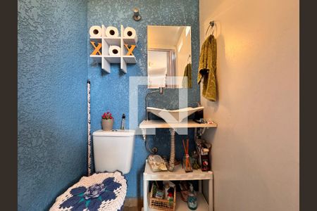 Apartamento à venda com 90m², 2 quartos e 1 vaga Apartamento à venda com 90m², 2 quartos e 1 vagaBanheiro de serviço