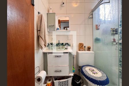 Apartamento à venda com 90m², 2 quartos e 1 vaga Apartamento à venda com 90m², 2 quartos e 1 vagaBanheiro