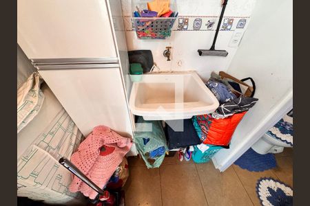 Apartamento à venda com 90m², 2 quartos e 1 vaga Apartamento à venda com 90m², 2 quartos e 1 vagaLavanderia