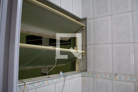 Apartamento à venda com 48m², 2 quartos e sem vaga Apartamento à venda com 48m², 2 quartos e sem vagaBanheiro