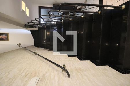Escada de casa à venda com 2 quartos, 140m² em Vila Bela Vista, Santo André